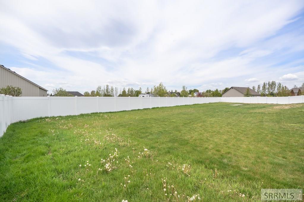11 N 3202 E Property Photo 86