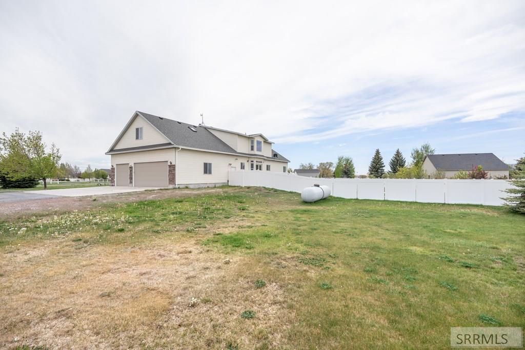 11 N 3202 E Property Photo 91