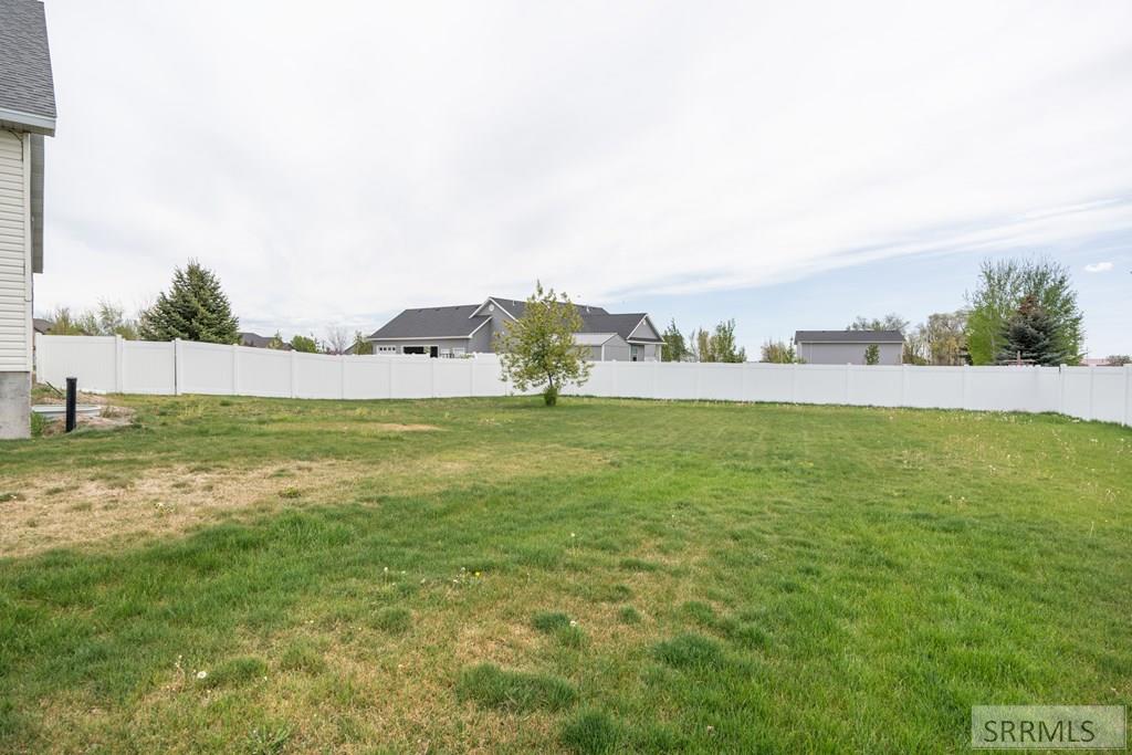 11 N 3202 E Property Photo 99