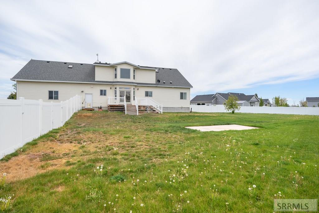 11 N 3202 E Property Photo 100