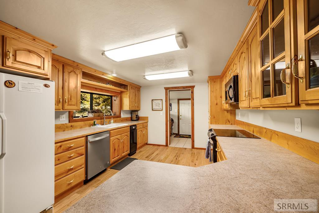 4080 Red Rock Road Property Photo 9