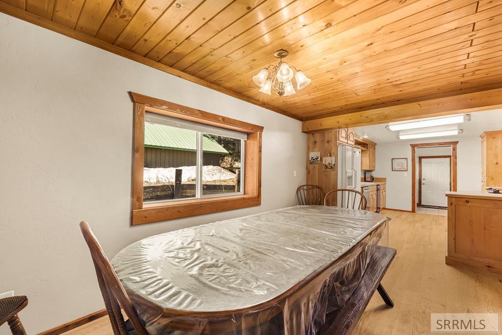4080 Red Rock Road Property Photo 11