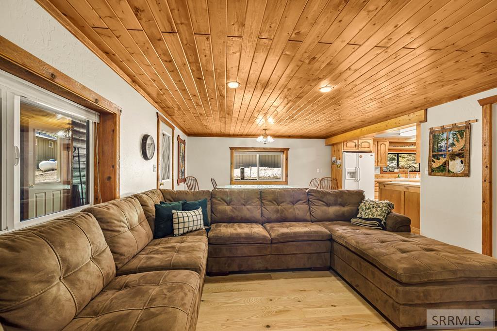 4080 Red Rock Road Property Photo 13
