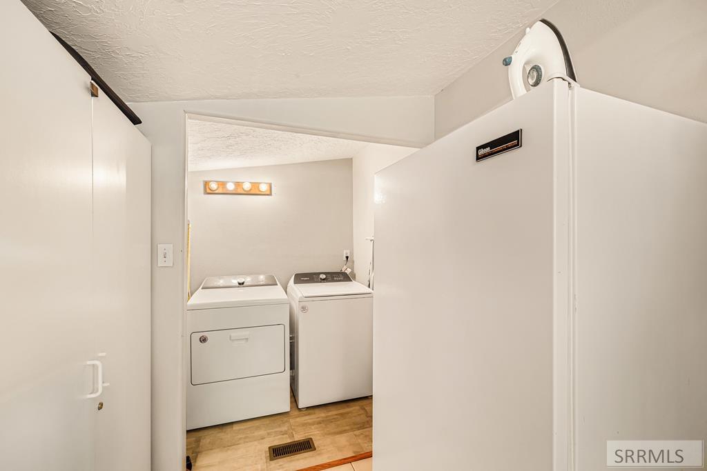 4080 Red Rock Road Property Photo 18