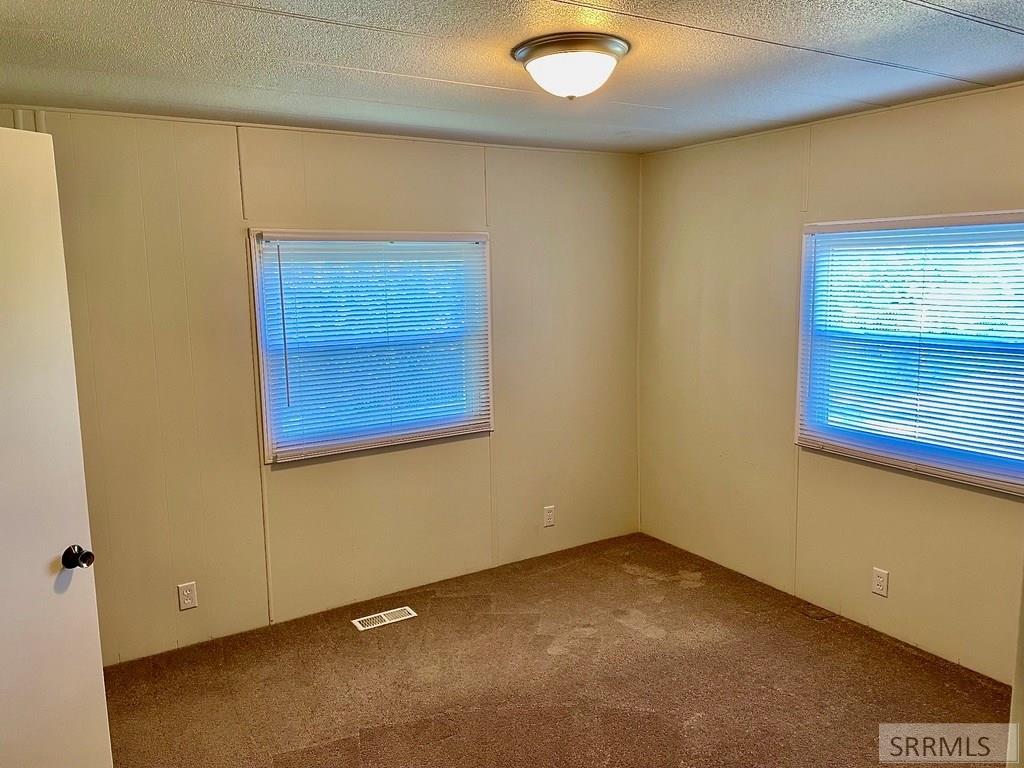 388 N 3500 E Property Photo 20