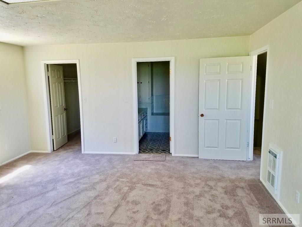 388 N 3500 E Property Photo 26