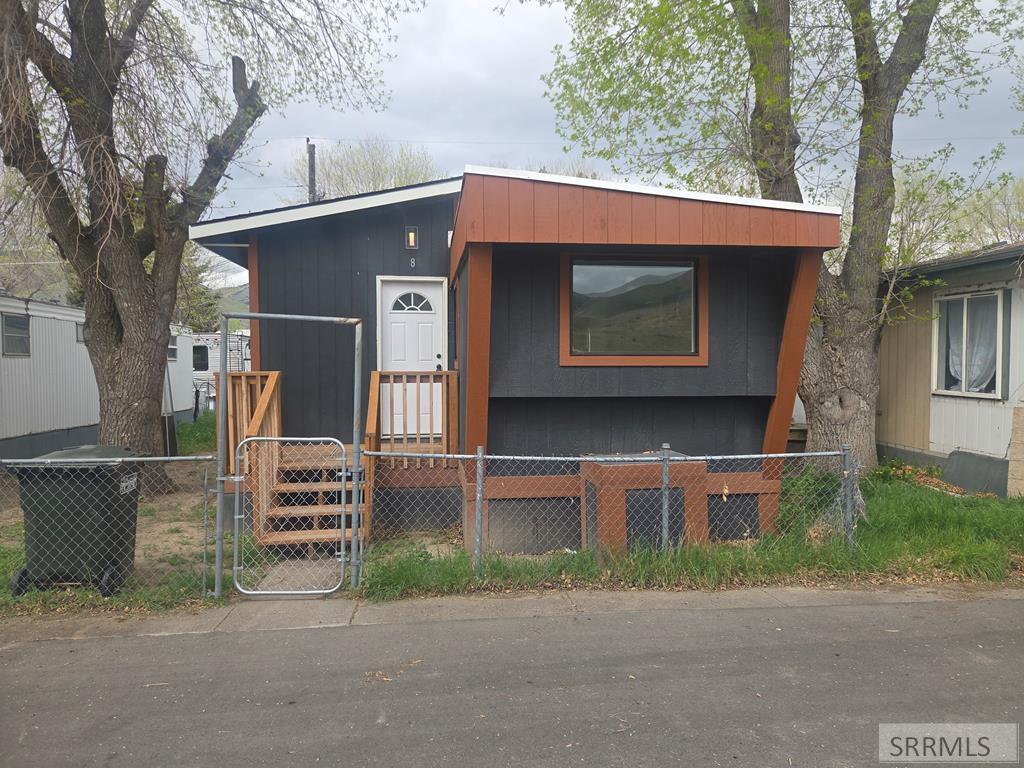 4920 S 5th Avenue # 8 Property Photo 1