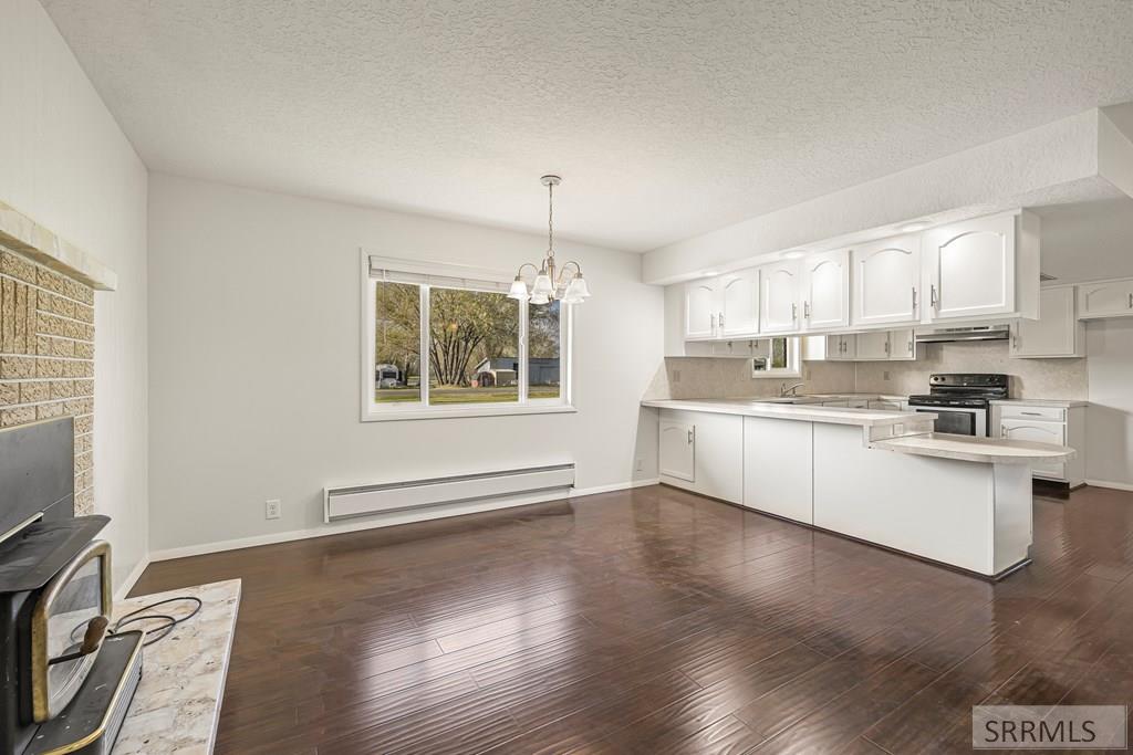2424 E 244 N Property Photo 11