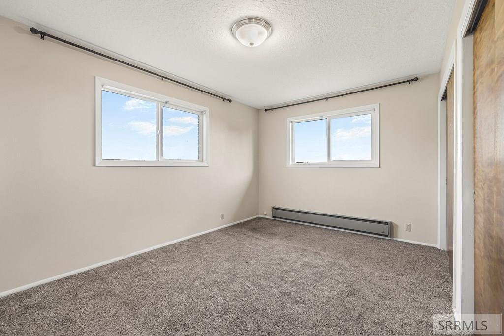 2424 E 244 N Property Photo 12