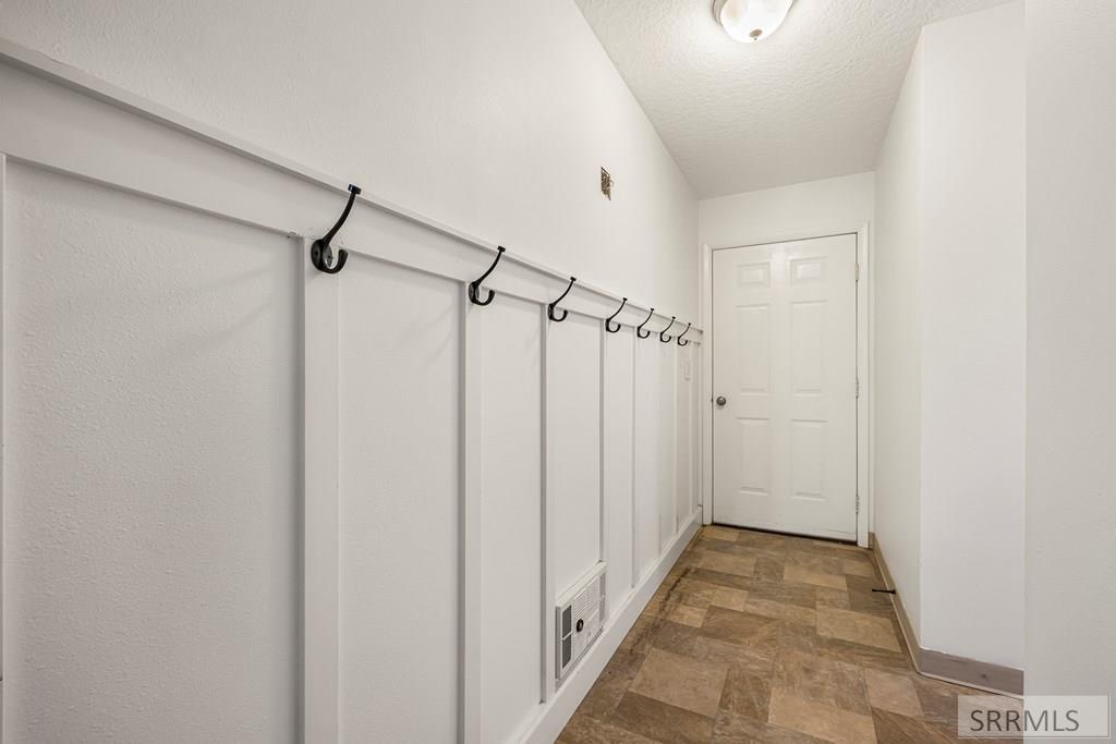 2424 E 244 N Property Photo 21