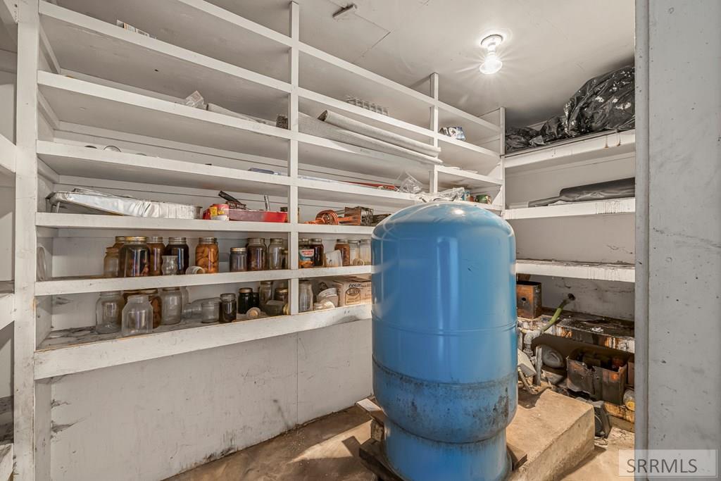 2424 E 244 N Property Photo 24