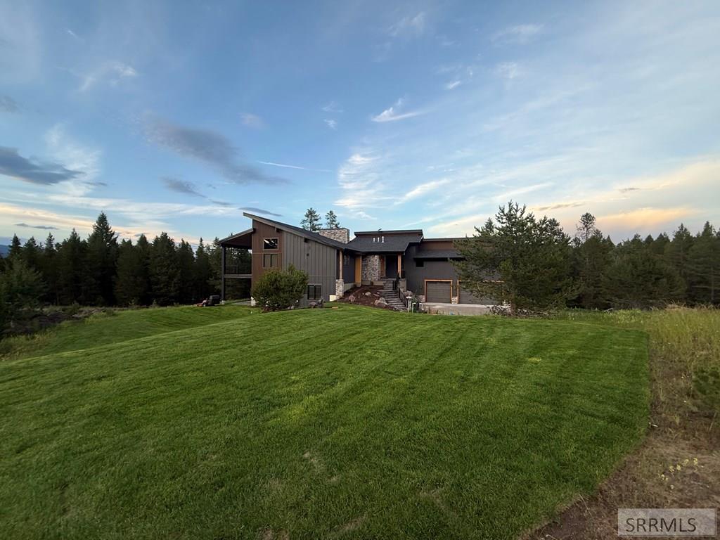 3614 Redtail Street Property Photo 4