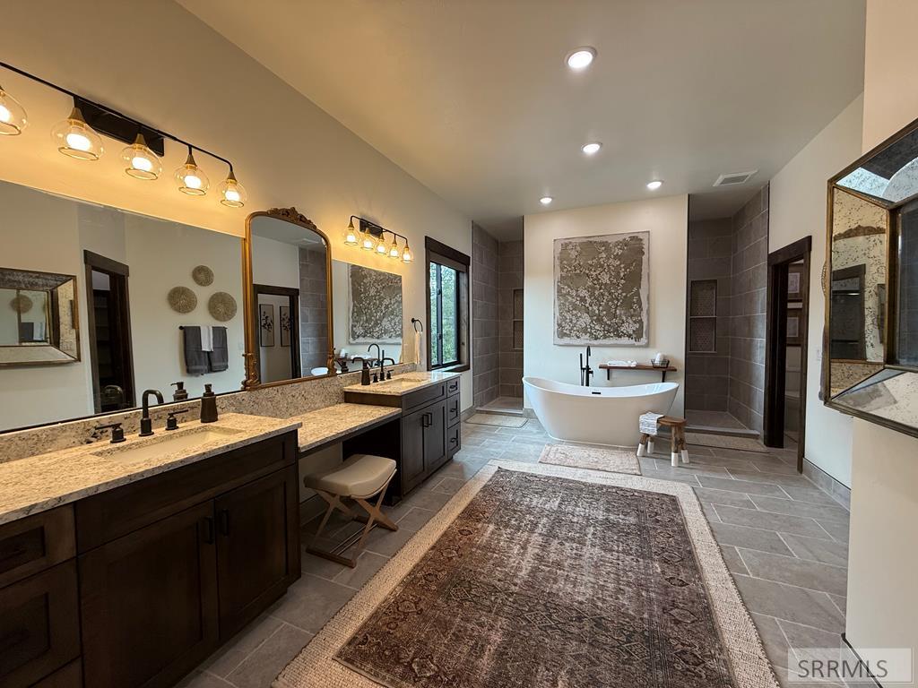 3614 Redtail Street Property Photo 13