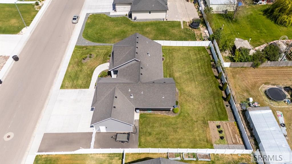 775 Sunset Court Property Photo 46