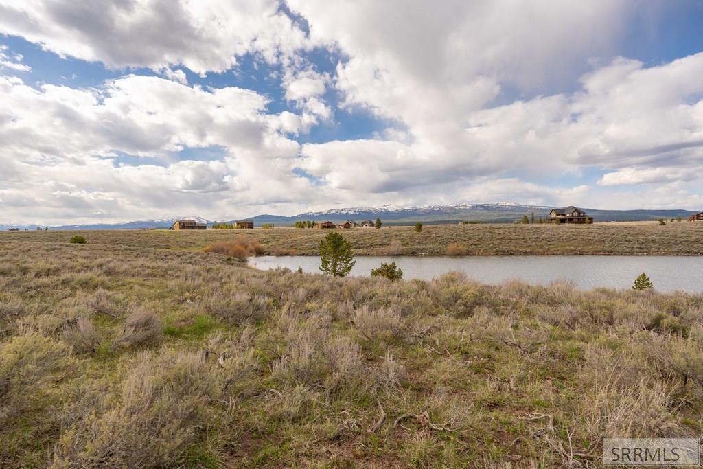 3742 The Point Property Photo 4