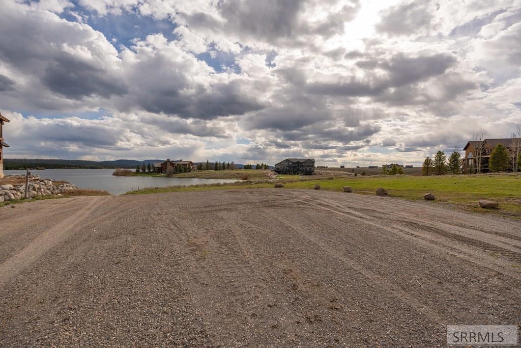 3742 The Point Property Photo 9
