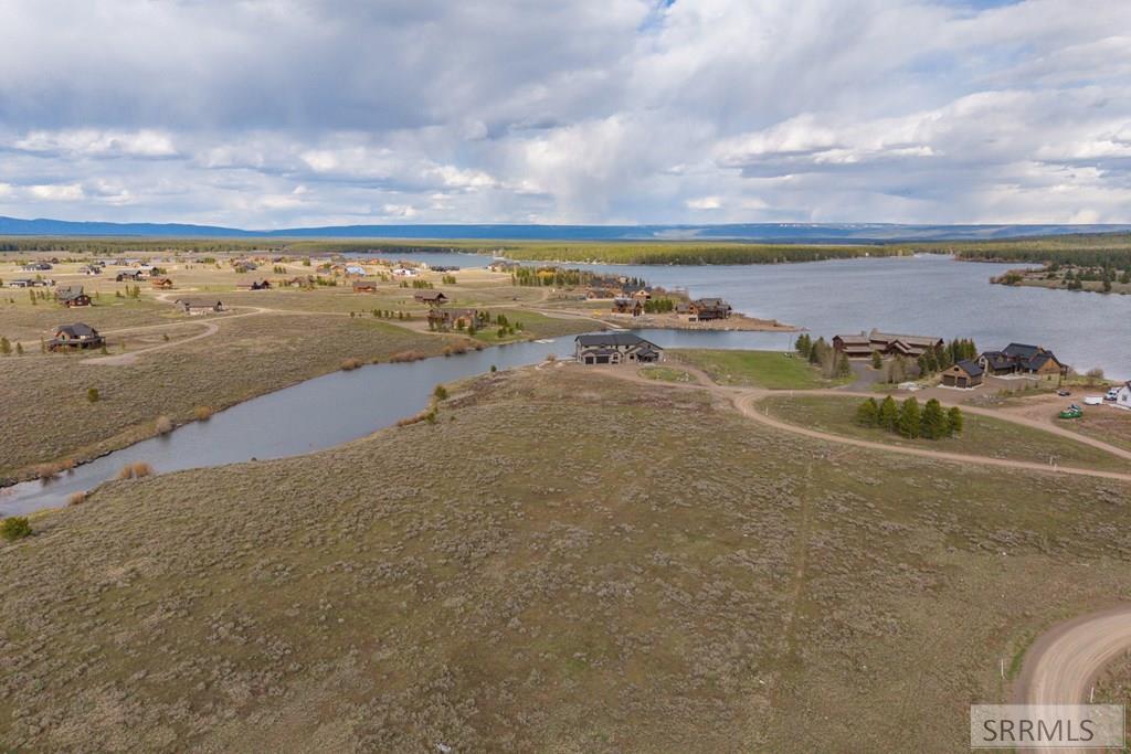 3742 The Point Property Photo 18