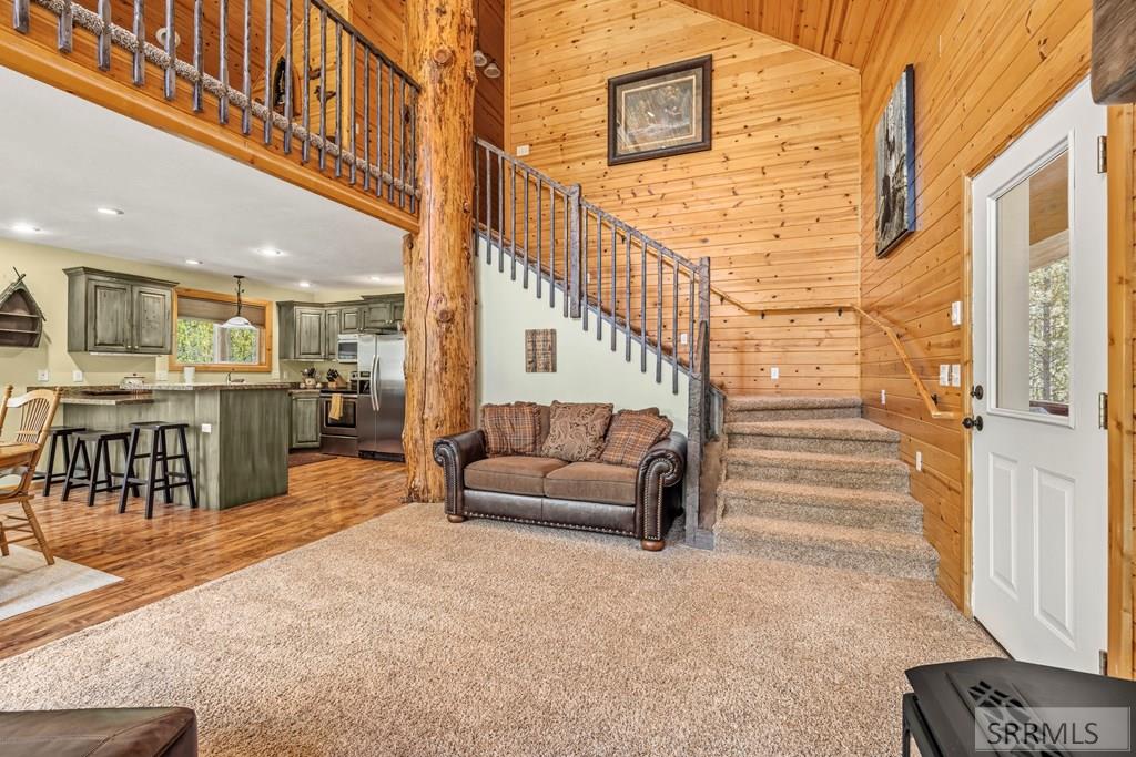 4432 Stone Run Property Photo 6