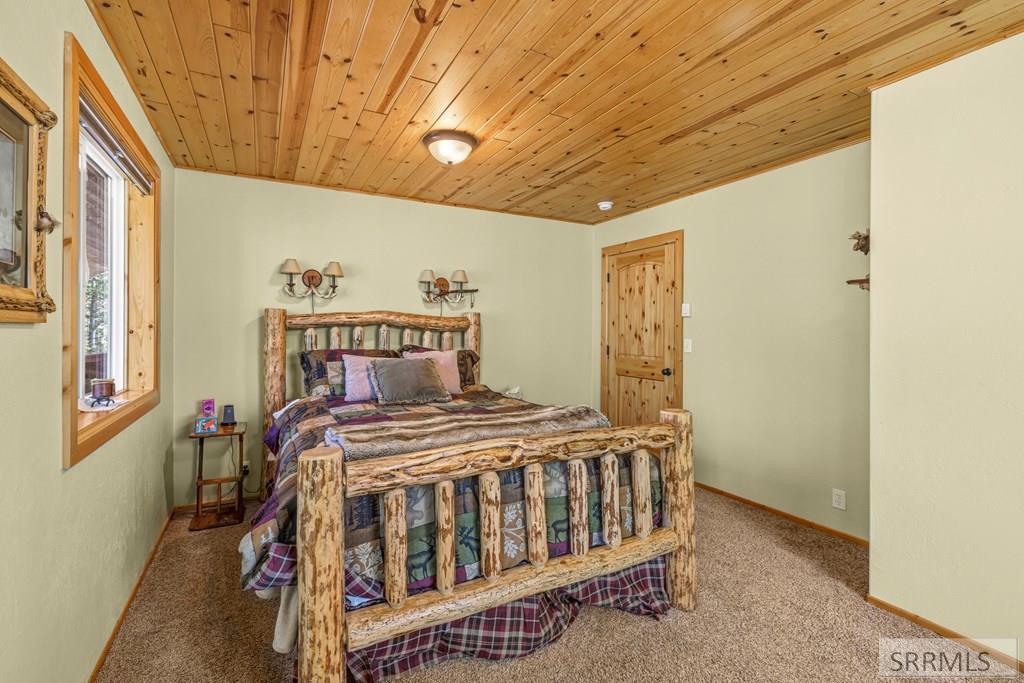 4432 Stone Run Property Photo 15