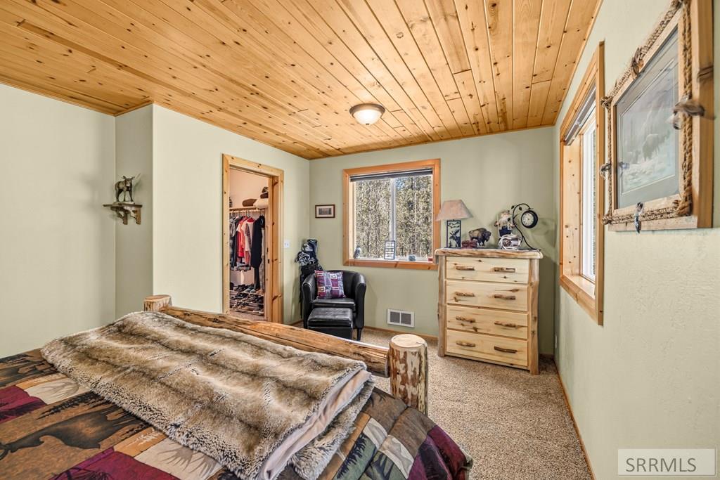 4432 Stone Run Property Photo 16