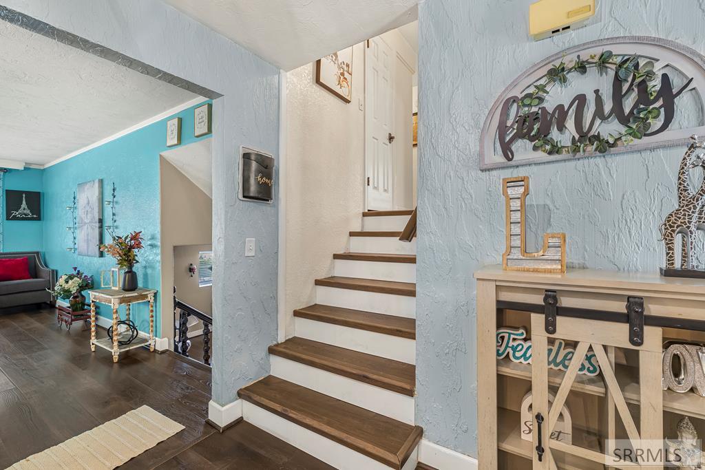 2374 Belmont Avenue Property Photo 6