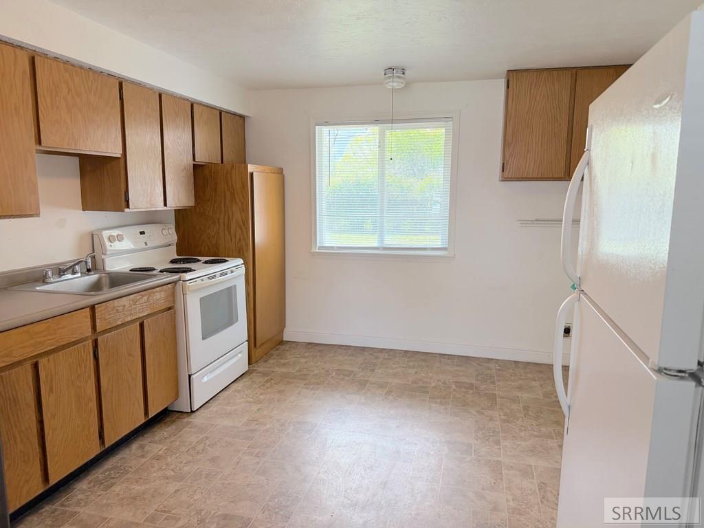 1280 Cathryn Avenue Property Photo 8