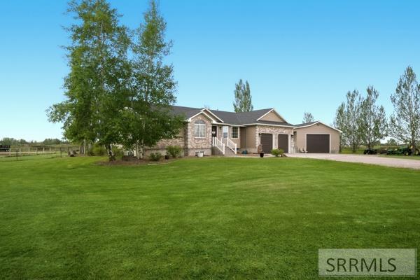 1814 Morning View Drive Property Photo 1