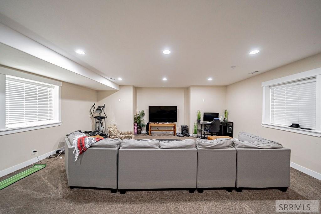5608 Veil Drive Property Photo 37