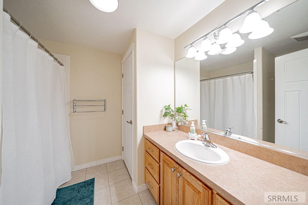 5608 Veil Drive Property Photo 43