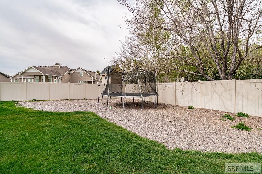 5608 Veil Drive Property Photo 52