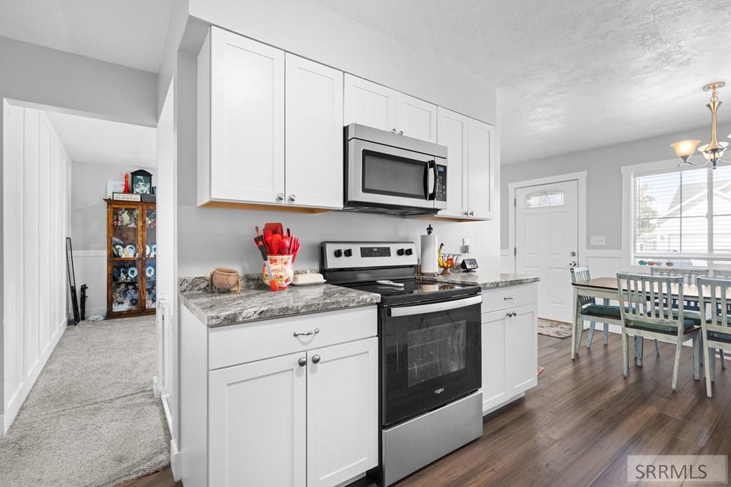 239 Ramona Avenue Property Photo 12