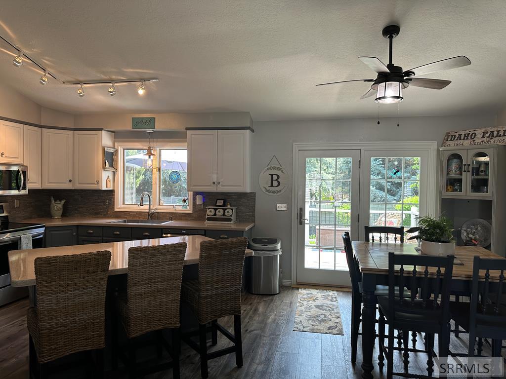 3525 Sun Circle Property Photo 8