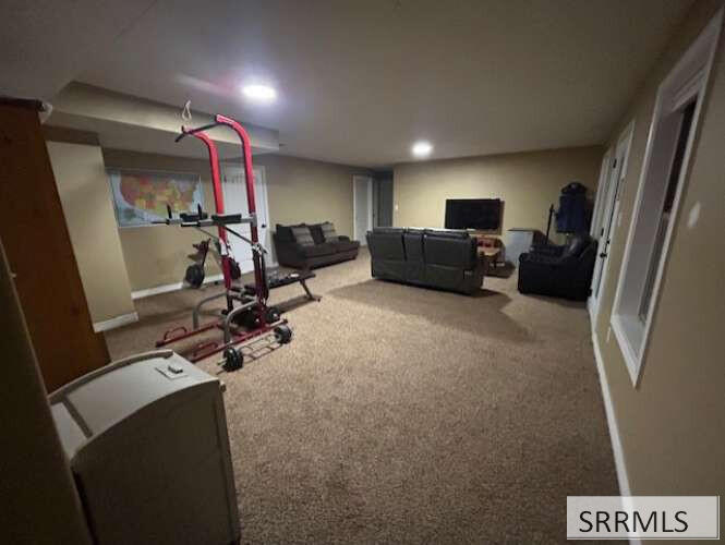 4035 Molly Drive Property Photo 7