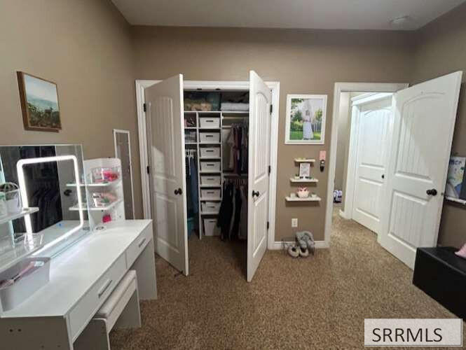 4035 Molly Drive Property Photo 9