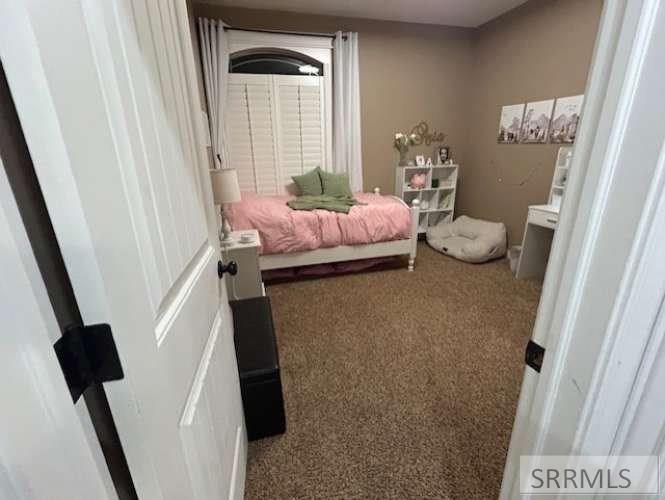 4035 Molly Drive Property Photo 10