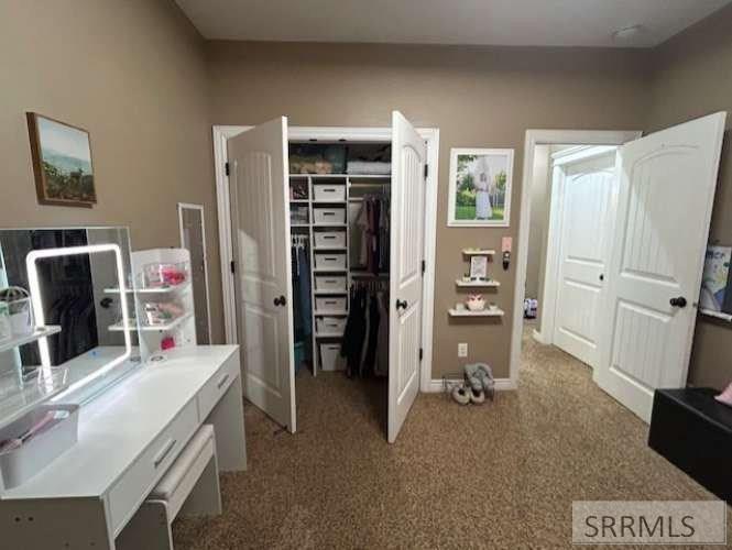 4035 Molly Drive Property Photo 11