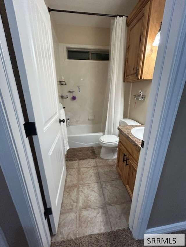 4035 Molly Drive Property Photo 12