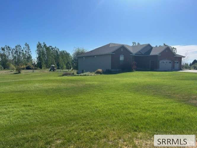 4035 Molly Drive Property Photo 19