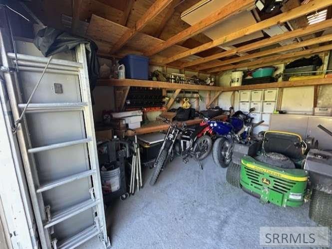 4035 Molly Drive Property Photo 24