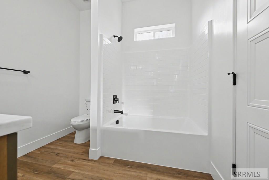 1021 Montezuma St Property Photo 6