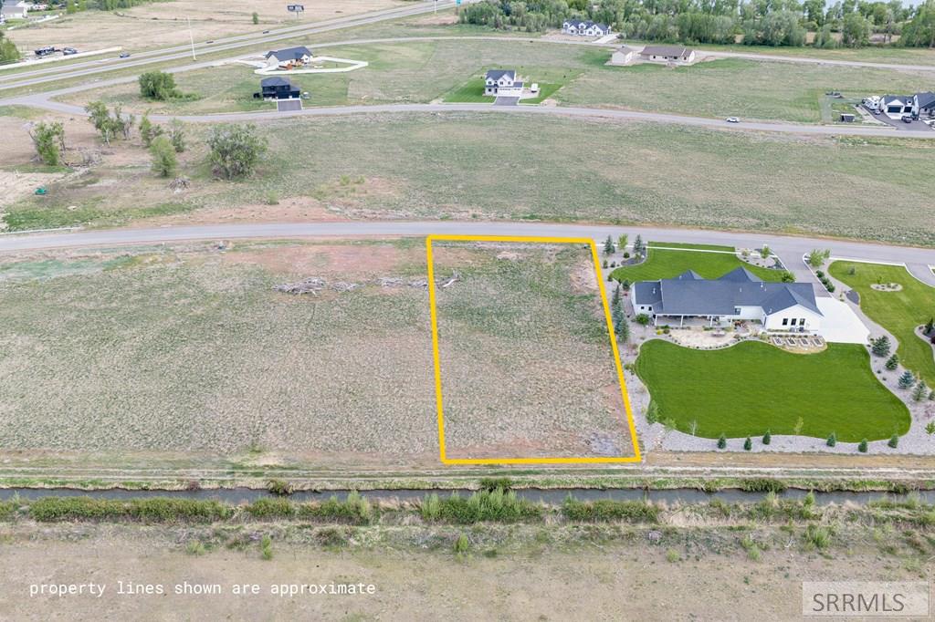 Lot4blk9 E 545 N Property Photo 2