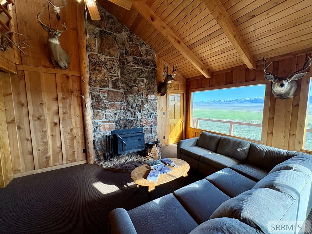 2040 Pahsimeroi Road Property Photo 13