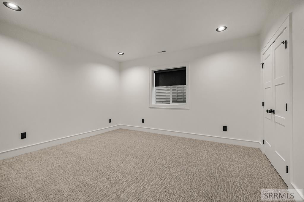 4109 E 218 N Property Photo 53