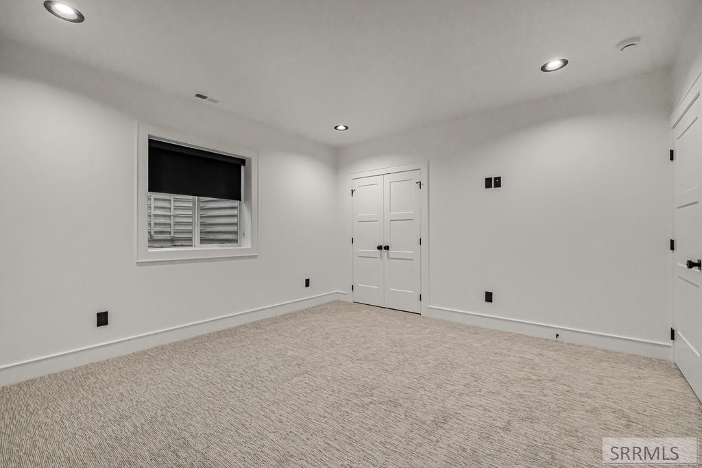 4109 E 218 N Property Photo 54