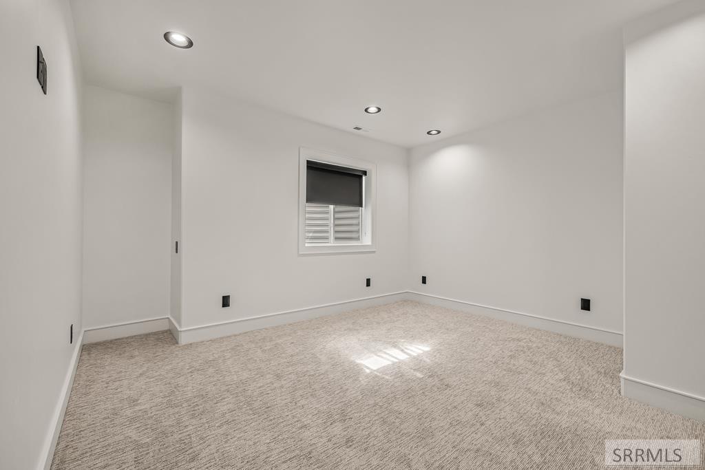 4109 E 218 N Property Photo 59