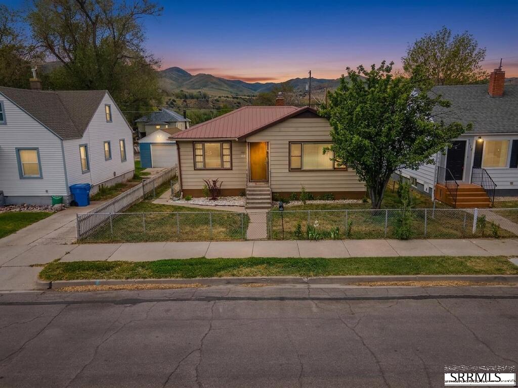 1125 S 3rd Avenue Property Photo 1