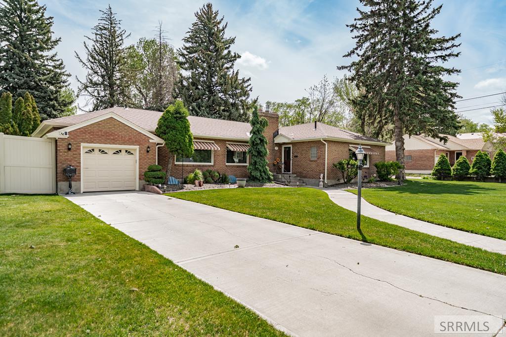 1715 Calkins Avenue Property Photo 1
