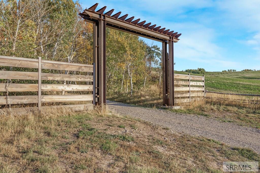 Tbd Rig Ranch Road Property Photo 6