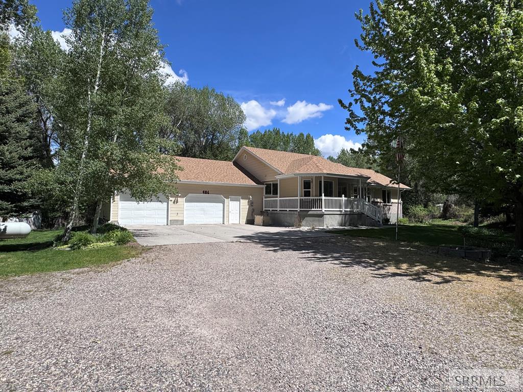 486 N 4154 E Property Photo 4
