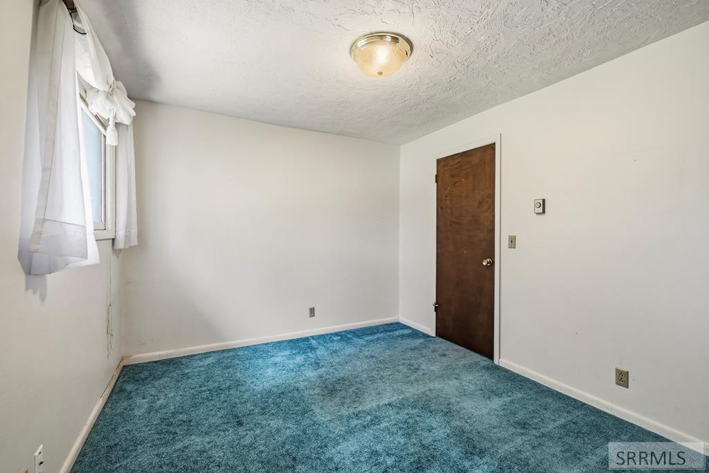 643 W 100 S Property Photo 20